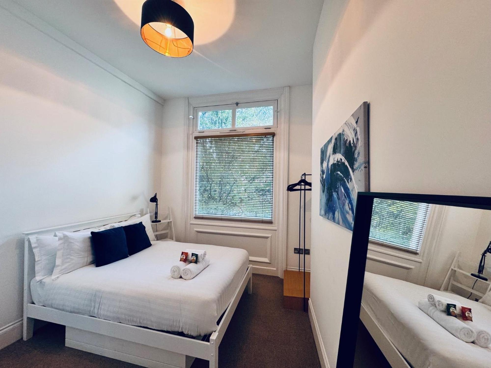 Apartment Keep Hideaway By Week2week *